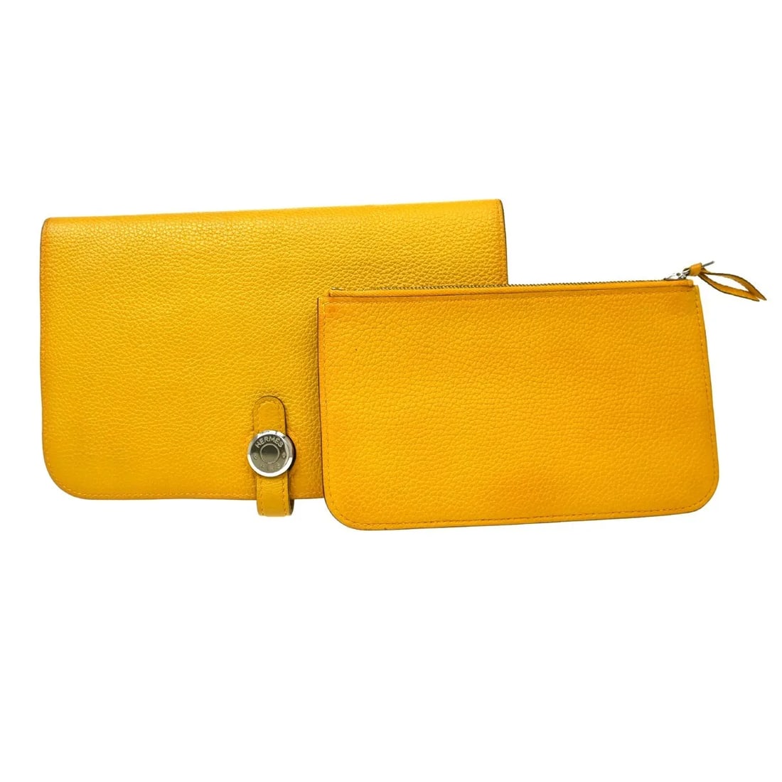 Hermes Dogon Duo Leather Wallet Yellow: Hermes Dogon Duo Leather Wallet Yellow This Hermes Dogon Duo Combined Wallet is crafted from yellow leather and designed specifically for women. Featuring a practical and elegant layout, it offers amp