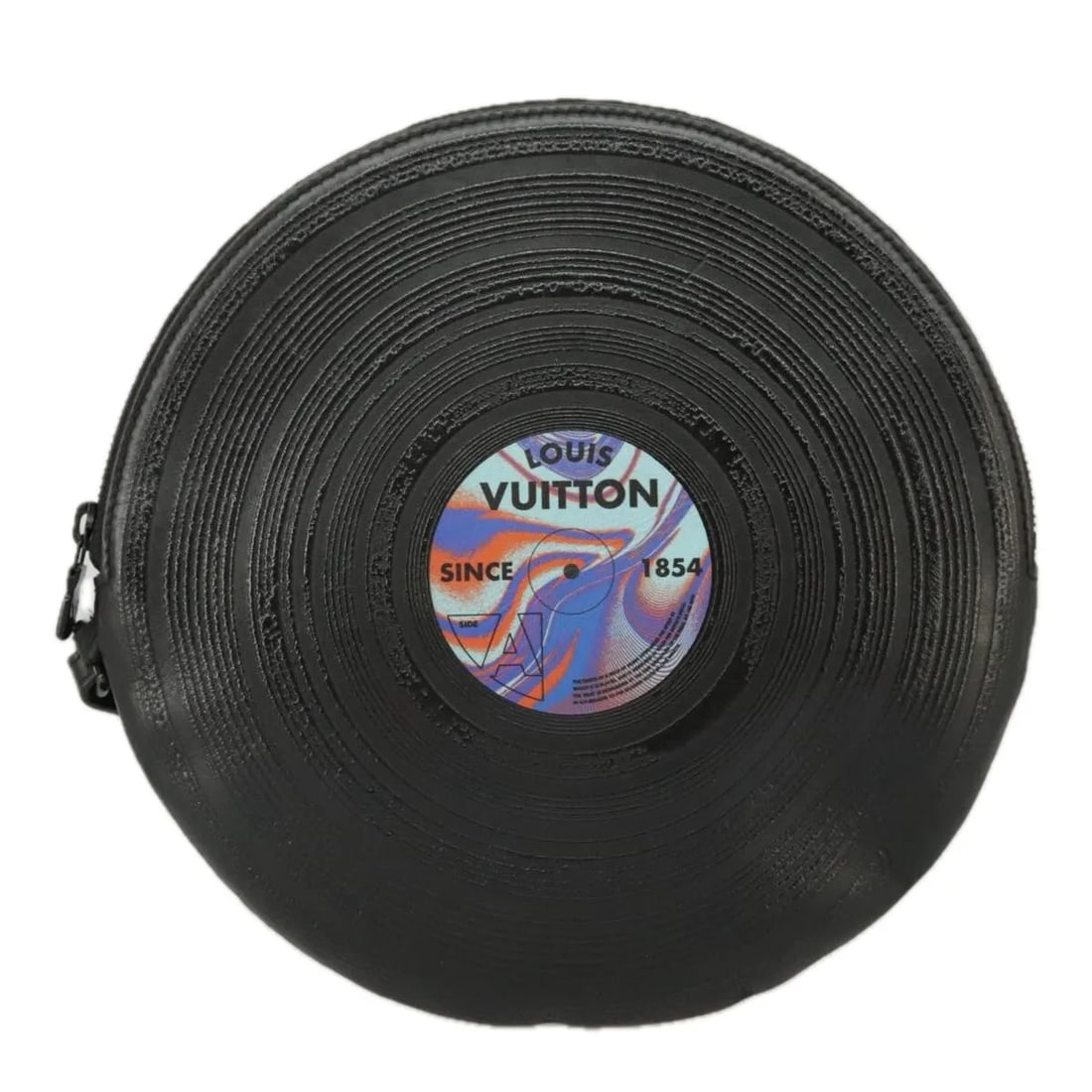 Louis Vuitton Disk black leather pouch 24cm x 24cm x 24cm: Louis Vuitton Disk black leather pouch 24cm x 24cm x 24cm Louis Vuitton Disk Pouch crafted in black leather designed for women. This pouch features a compact, cube-like shape with dimensions of 24cm x