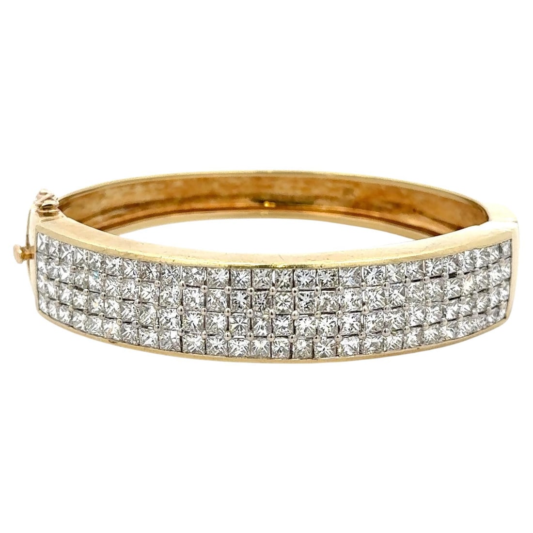 Harbor Diamonds 18K Yellow Gold Bangle 104 Princess Cut Diamonds 12 Carats: Harbor Diamonds 18K Yellow Gold Bangle 104 Princess Cut Diamonds 12 Carats This stunning wide bangle bracelet is crafted from 18K yellow gold and showcases a remarkable 104 princess cut diamonds, tota