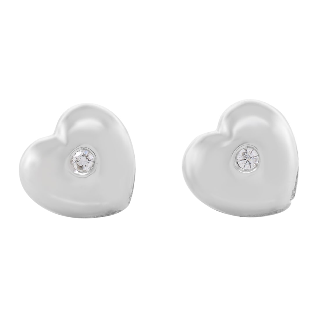 Rachel Koen Heart Shaped Diamond Stud Earrings 18K White Gold 0.05 Cttw: Rachel Koen Heart Shaped Diamond Stud Earrings 18K White Gold 0.05 Cttw These exquisite Rachel Koen stud earrings are crafted from 18K white gold and feature a stunning heart shape adorned with a sing