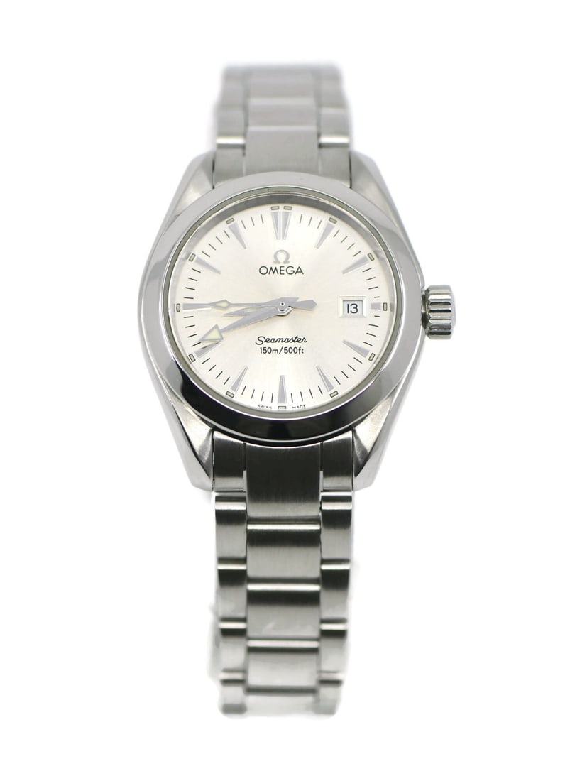 Omega Seamaster Aqua Terra 29mm Quartz Date Wristwatch: Omega Seamaster Aqua Terra 29mm Quartz Date Wristwatch This Omega Seamaster Aqua Terra wristwatch features a 29 mm round stainless steel case with a polished finish and a smooth silver bezel. The brac