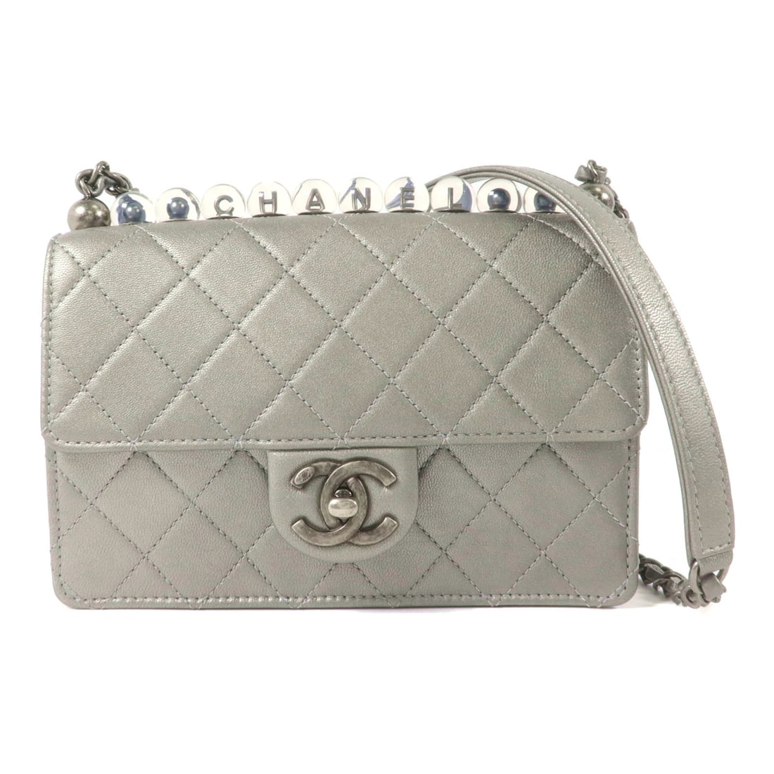 CHANEL AS0585 CC Small Flap Crossbody Shoulder Bag Silver Calfskin: CHANEL AS0585 CC Small Flap Crossbody Shoulder Bag Silver Calfskin A CHANEL CC Matelasse Small Flap Bag in silver calfskin, designed as a crossbody shoulder bag. It features a turn lock closure, two o