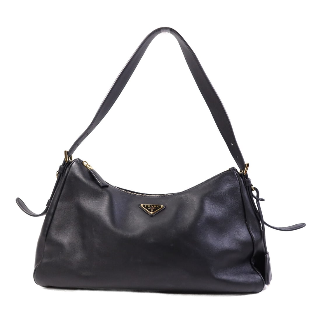 PRADA Aimee 1BC228_2CYS_F0002 shoulder bag black lambskin leather: PRADA Aimee 1BC228_2CYS_F0002 shoulder bag black lambskin leather PRADA Aimee shoulder bag in black lambskin (sheep leather) with a black frame color. It is a women's regular-size shoulder bag made in