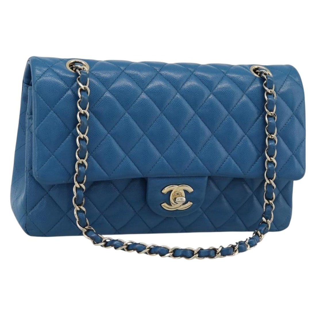 CHANEL Matelasse 25 Blue Caviar Skin Shoulder Bag Gold CC: CHANEL Matelasse 25 Blue Caviar Skin Shoulder Bag Gold CC CHANEL shoulder bag in blue caviar skin with gold-tone exterior details. It measures approximately 25 cm wide, 15 cm high, and 7 cm deep, with