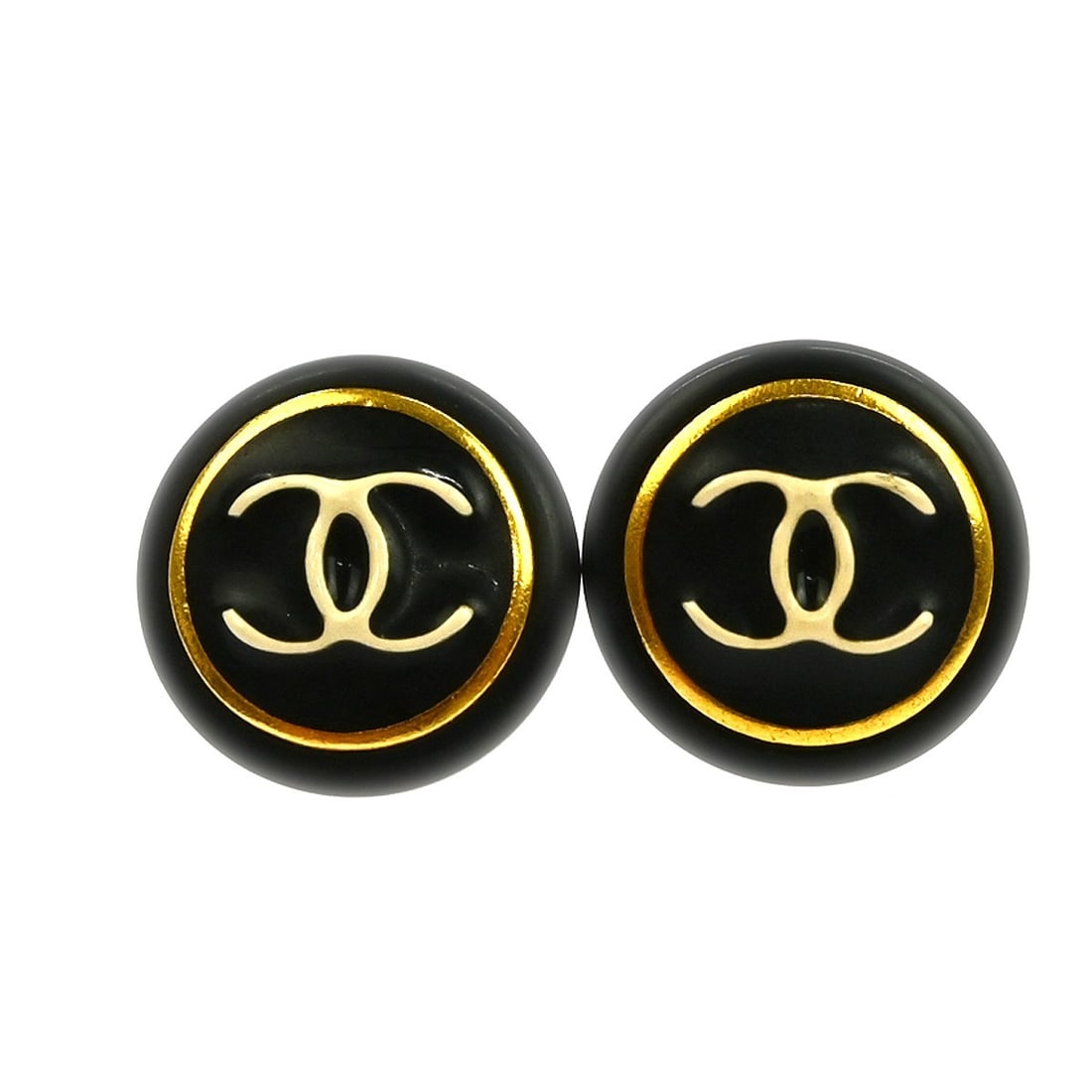 Chanel 97A Round Clip On Button Earrings Black Gold Plated: Chanel 97A Round Clip On Button Earrings Black Gold Plated Clip-on Chanel button earrings in black and gold with a round silhouette and gold-plated construction. Marked 97A and made in France, this pa