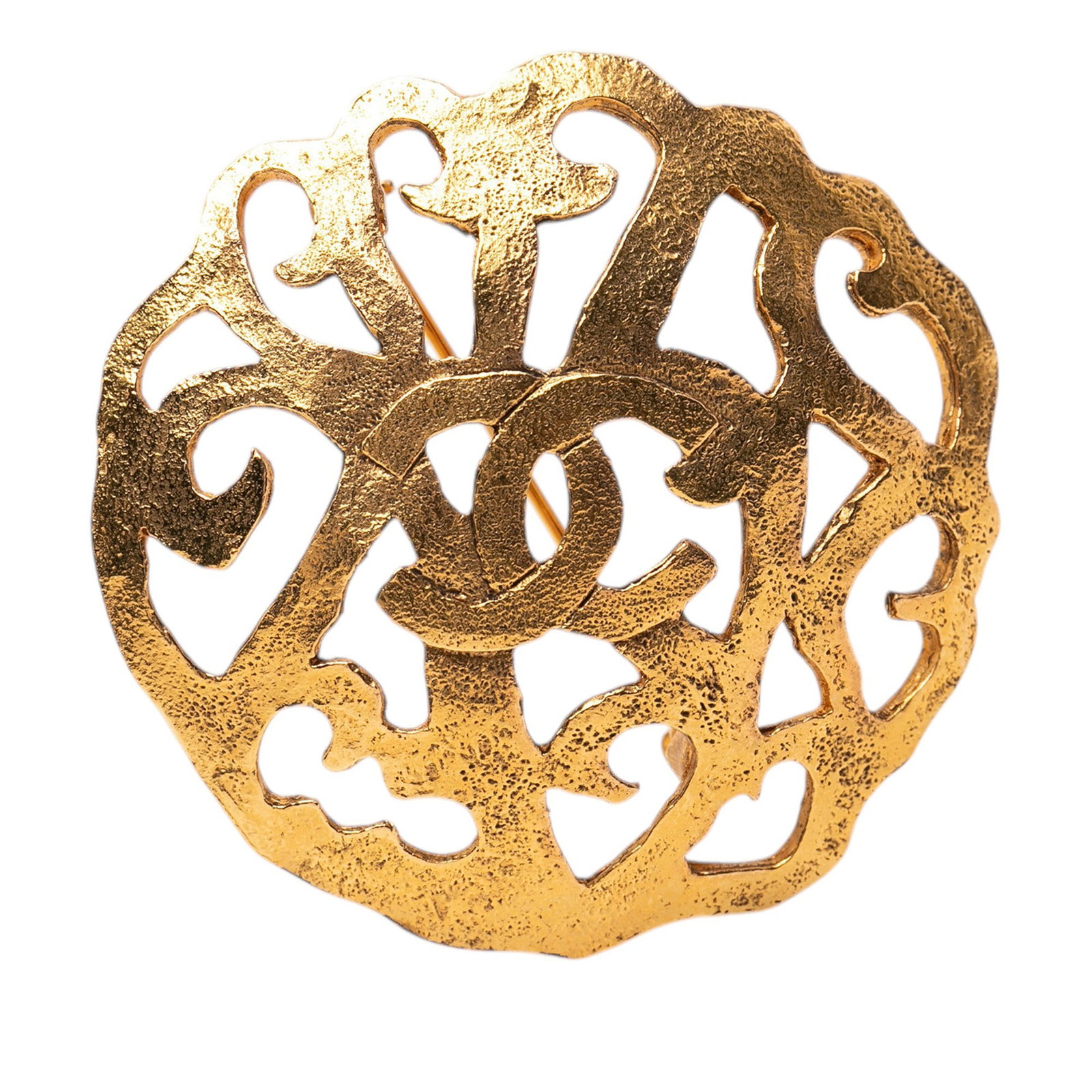 Chanel CC Gold Plated Filigree Pin Brooch: Chanel CC Gold Plated Filigree Pin Brooch This Chanel CC Gold Plated Filigree Brooch showcases a gold-tone metal body with intricate filigree detailing and a secure back pin closure. Made in France, t