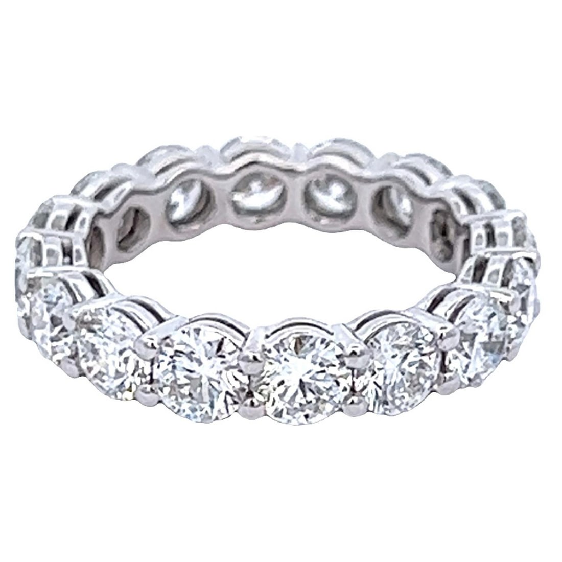 4.80ct GIA Round Diamond Eternity Band Platinum Size 7: 4.80ct GIA Round Diamond Eternity Band Platinum Size 7 This exquisite diamond eternity band is crafted from platinum and features 16 round brilliant diamonds totaling 4.80 carats. Each diamond is GIA 