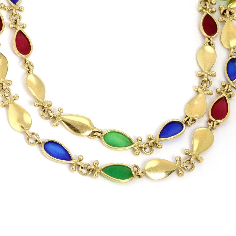 Vintage 18k Yellow Gold Enamel Tear Shape Link Necklace: Vintage 18k Yellow Gold Enamel Tear Shape Link Necklace Adorn yourself with this exquisite vintage long necklace, elegantly crafted from 18k yellow gold. The necklace features alternating tear-shaped 