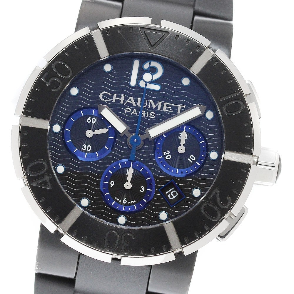 Chaumet Class One XXL Date Chronograph Watch Ref W17291-45B: Chaumet Class One XXL Date Chronograph Watch Ref W17291-45B This pre-owned Chaumet Class One Chronograph XXL Date men's wristwatch is a Swiss-made automatic timepiece with a black dial and chronograph
