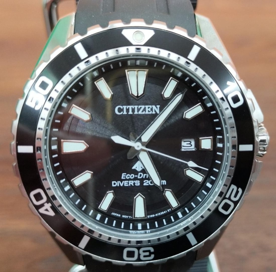 Citizen BM0190-15E E168-S111501 Promaster Eco-Drive Mens Wristwatch: Citizen BM0190-15E E168-S111501 Promaster Eco-Drive Mens Wristwatch Citizen Promaster Eco-Drive men's wristwatch, model BM0190-15E E168-S111501. This pre-owned watch is made in Japan and is presented 