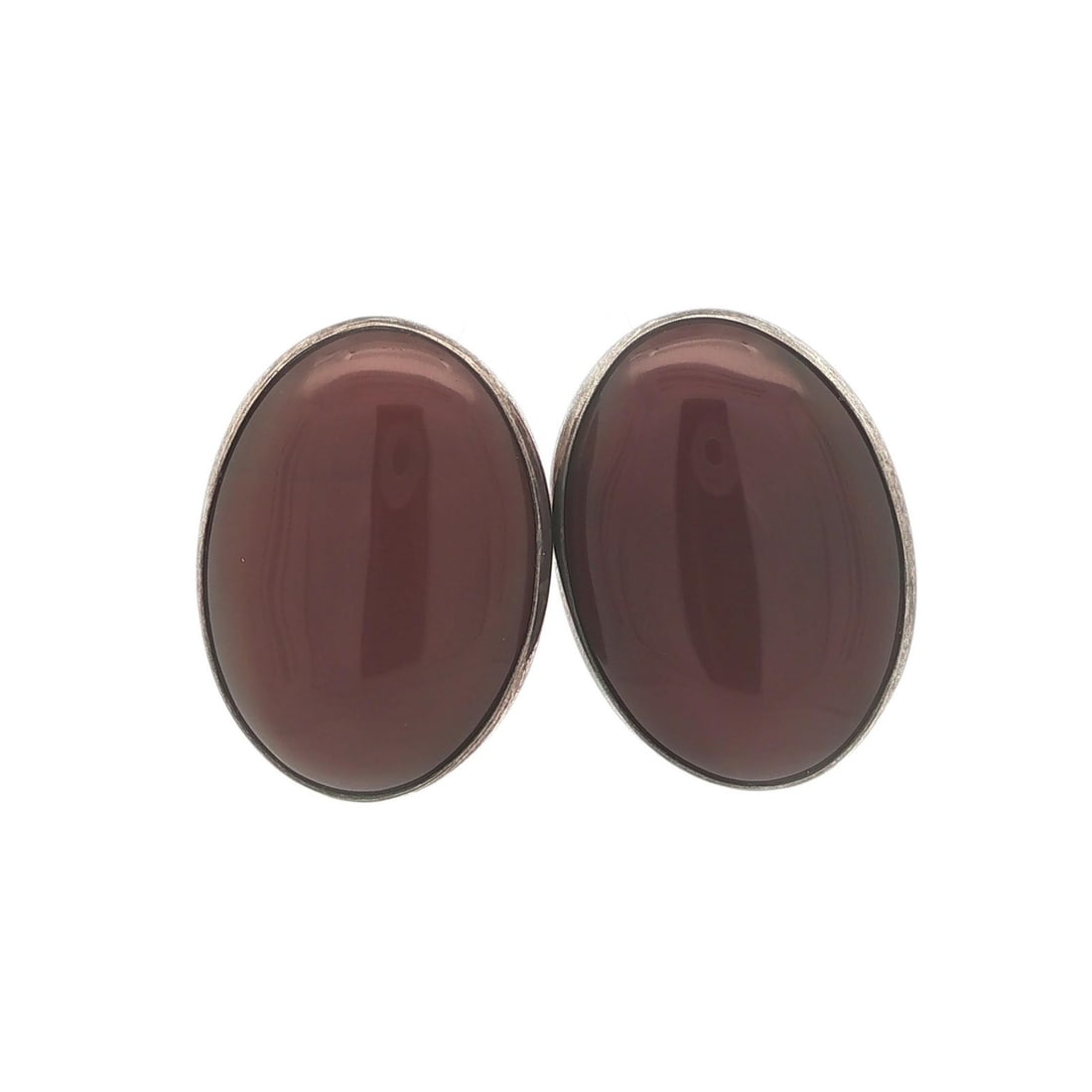 Sterling Silver Oval Carnelian Drop Earrings J.P. Reardon: Sterling Silver Oval Carnelian Drop Earrings J.P. Reardon Vintage J.P. Reardon silver cabochon carnelian oval button earrings in dangle/drop style. The earrings feature two natural genuine carnelians 