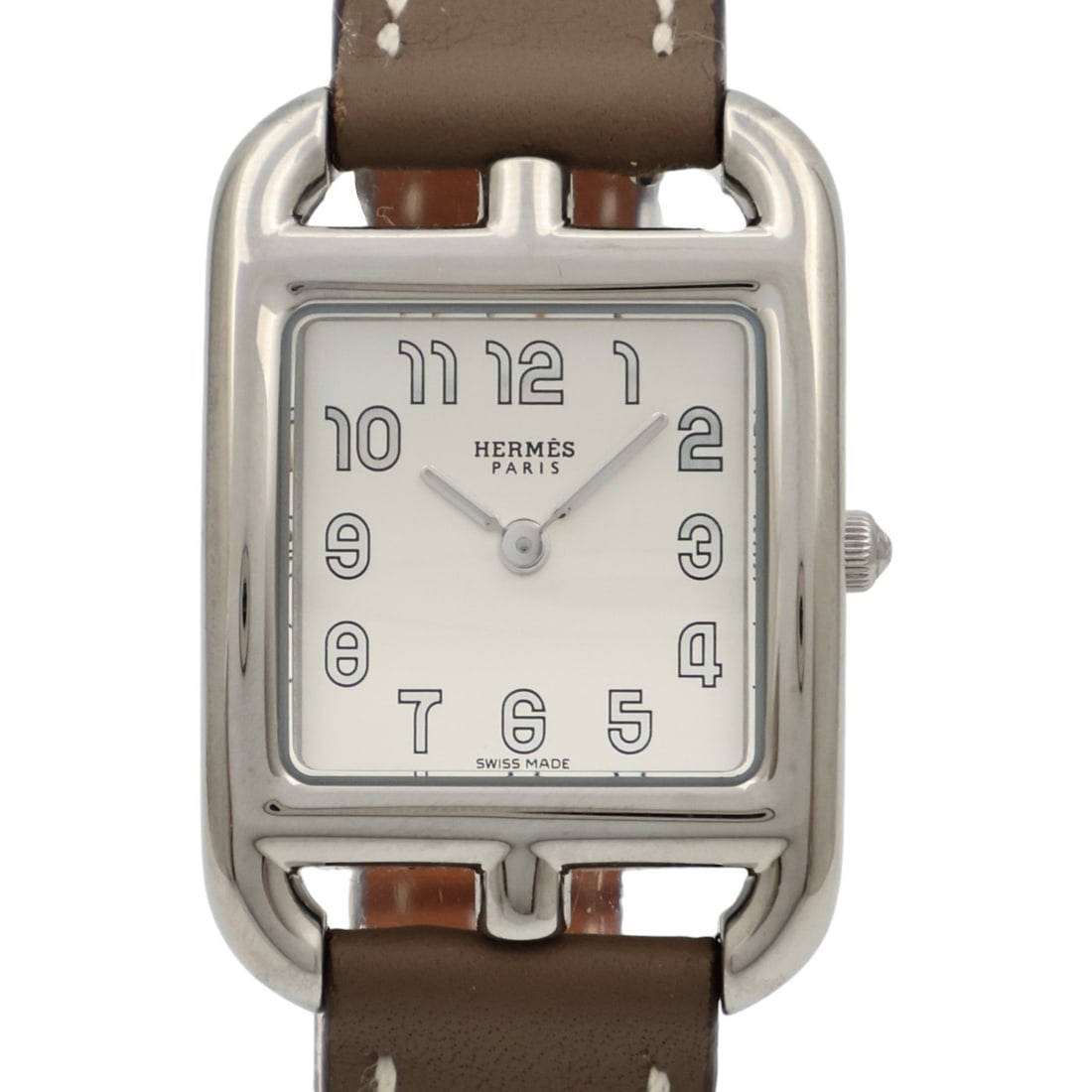 Hermes CC1.210a Capecod ladies quartz watch in stainless steel white: Hermes CC1.210a Capecod ladies quartz watch in stainless steel white Quartz ladies watch in stainless steel with a white color scheme. The watch is identified as the Capecod CC1.210a model (2023) and 