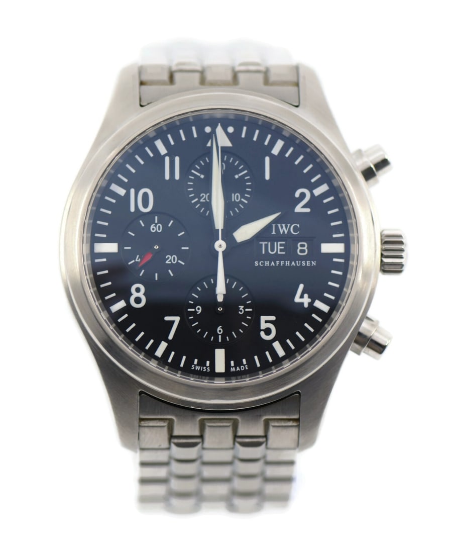 IWC Pilot's Chronograph Ref 3717 Stainless Steel Wristwatch: IWC Pilot's Chronograph Ref 3717 Stainless Steel Wristwatch Pre-owned IWC Pilots Chronograph wristwatch in stainless steel with an analog display and automatic mechanical movement. It features a chron
