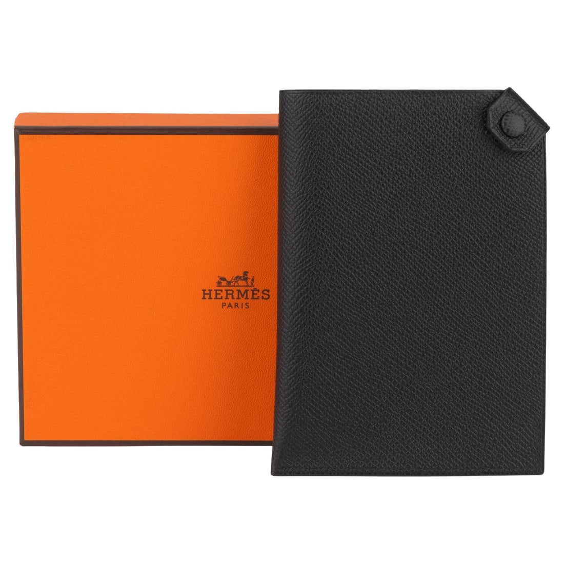 Hermes Black Epsom Leather Passport Cover with Box: Hermes Black Epsom Leather Passport Cover with Box Introducing the elegant Hermes black Epsom leather passport cover, a sophisticated accessory for the modern traveler. This luxurious passport holder 