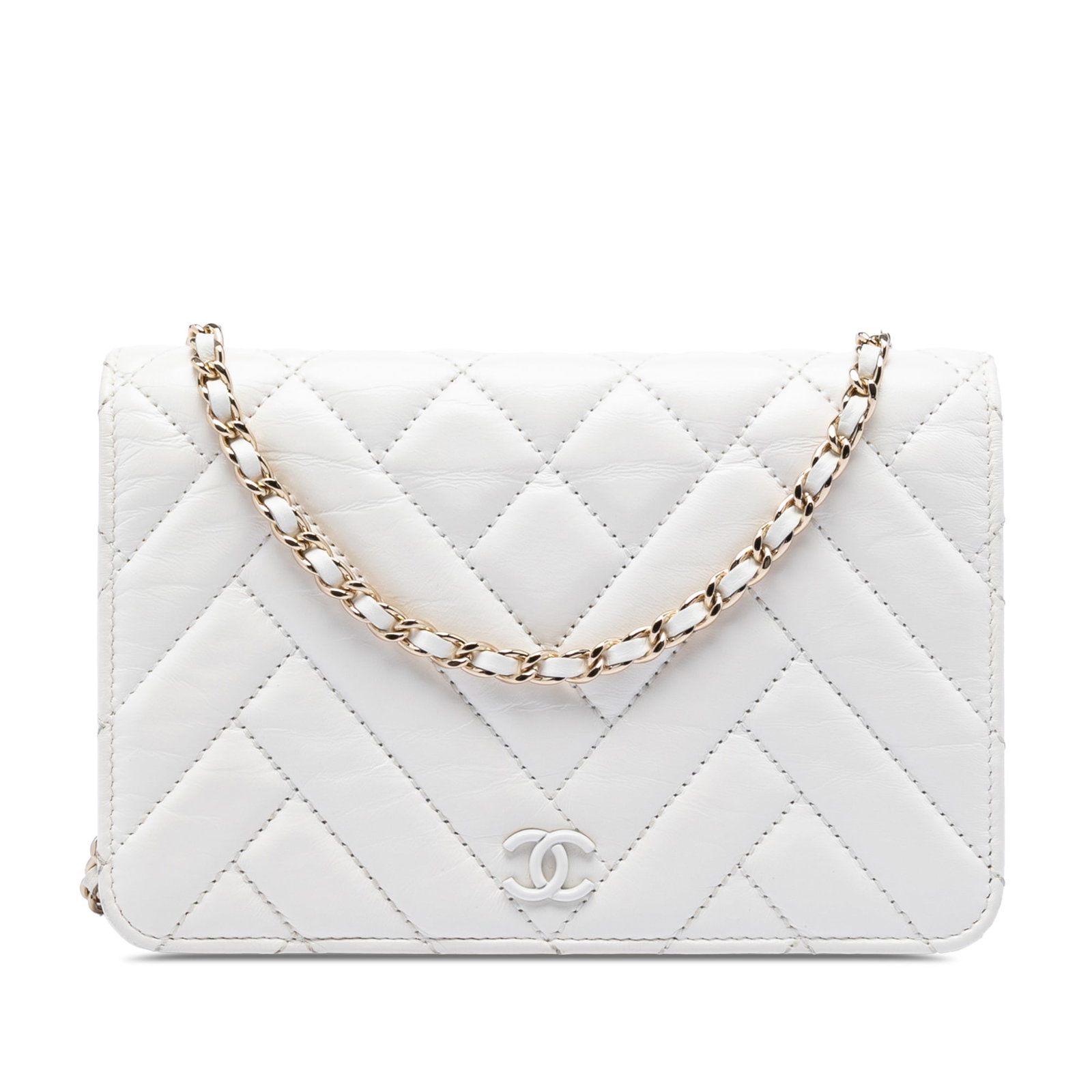 Chanel CC Chevron Crinkled Calfskin WOC White Leather Bag: Chanel CC Chevron Crinkled Calfskin WOC White Leather Bag Chanel CC Crinkled Chevron Calfskin Wallet On Chain in white leather, made in Italy. It features a quilted leather body, a leather woven chain