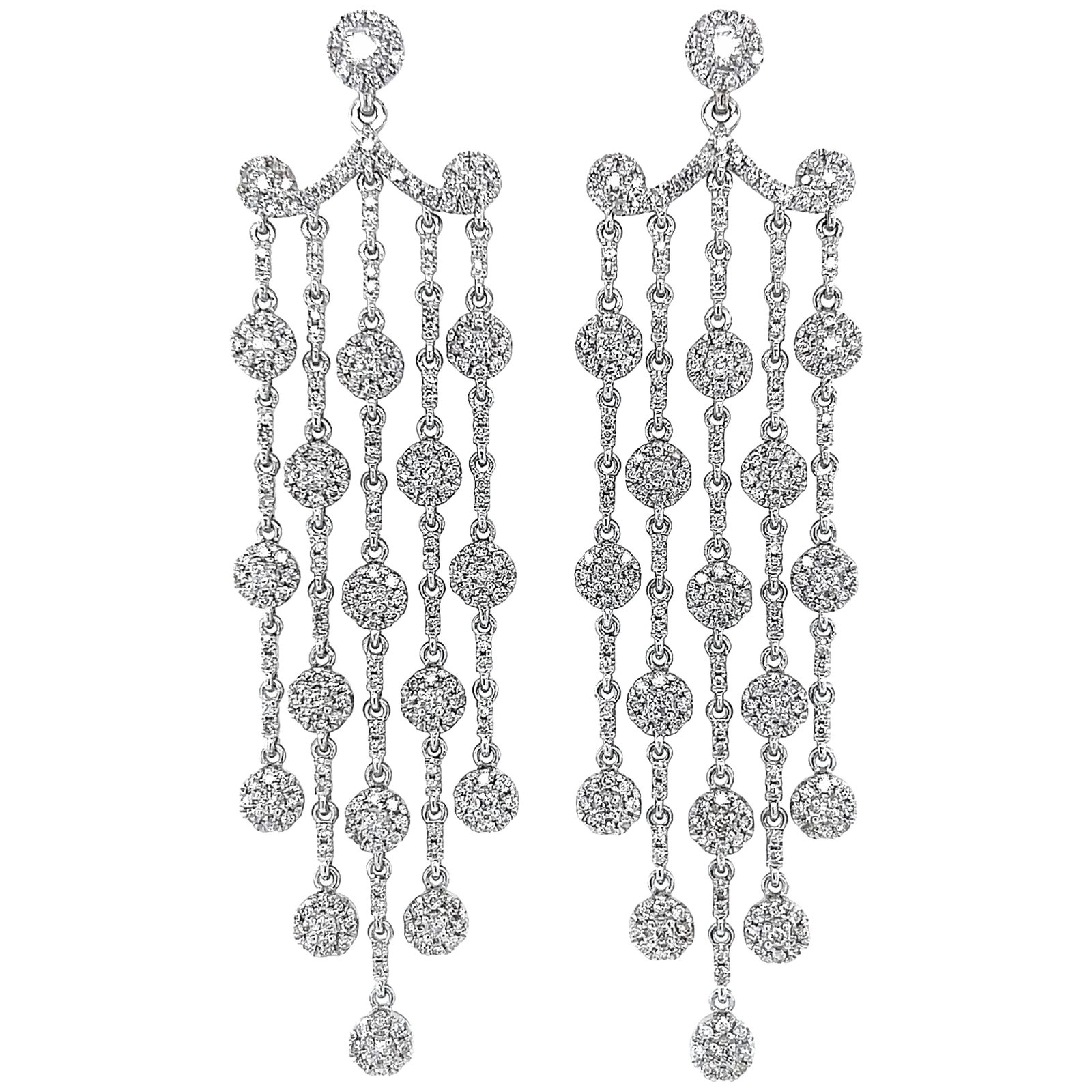 2.93ct Diamond Chandelier Earrings 18k White Gold GIA Appraised: 2.93ct Diamond Chandelier Earrings 18k White Gold GIA Appraised Experience the elegance of these exquisite diamond chandelier earrings, featuring a total weight of 2.93 carats. Crafted from 18k white 