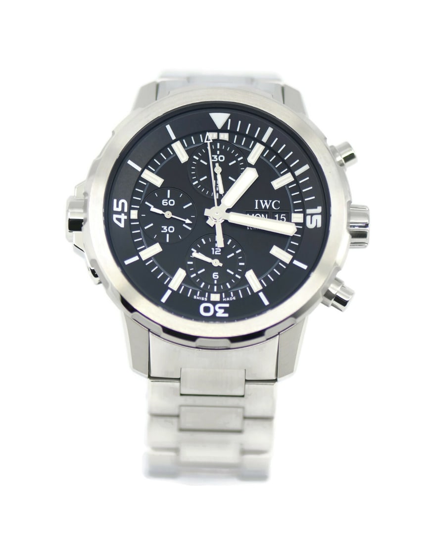 IWC Aquatimer Chronograph Stainless Steel Watch Ref IW376804 with Box and Papers: IWC Aquatimer Chronograph Stainless Steel Watch Ref IW376804 with Box and Papers This IWC Aquatimer Chronograph watch combines style and functionality, featuring a robust 44mm stainless steel case and