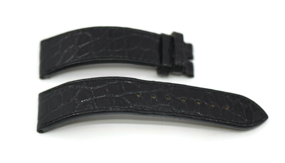 Chopard Authentic Black Leather Watch Strap 20mm: Chopard Authentic Black Leather Watch Strap 20mm Enhance your timepiece with this authentic Chopard Black Leather Strap. Crafted from high-quality leather, this wristwatch band features a classic blac