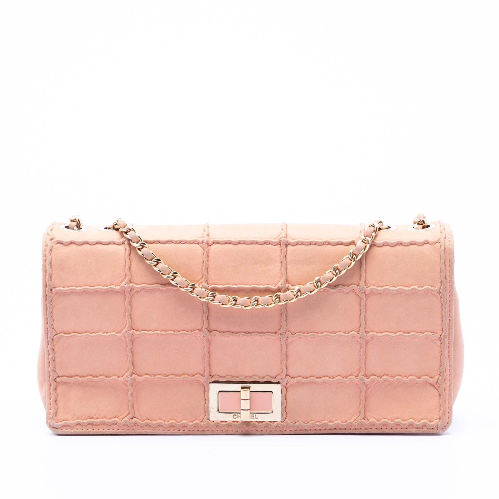 Chanel Reissue 2.55 Small Single Flap Pink Iridescent Lambskin Bag: Chanel Reissue 2.55 Small Single Flap Pink Iridescent Lambskin Bag Chanel Small Stitched Iridescent Lambskin Reissue 2.55 Single Flap bag in pink leather, made in Italy. It features a stitched lambski