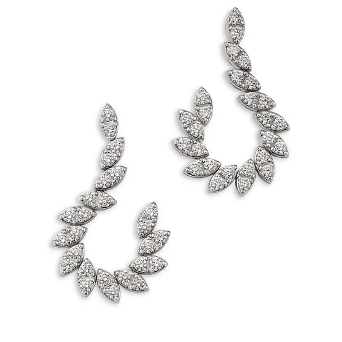 Roberto Coin Marquesa 18K White Gold Diamond Dangle Earrings 1.55 ctw: Roberto Coin Marquesa 18K White Gold Diamond Dangle Earrings 1.55 ctw These Roberto Coin Marquesa diamond drop earrings are crafted in 18k white gold and feature round brilliant cut diamonds with a to