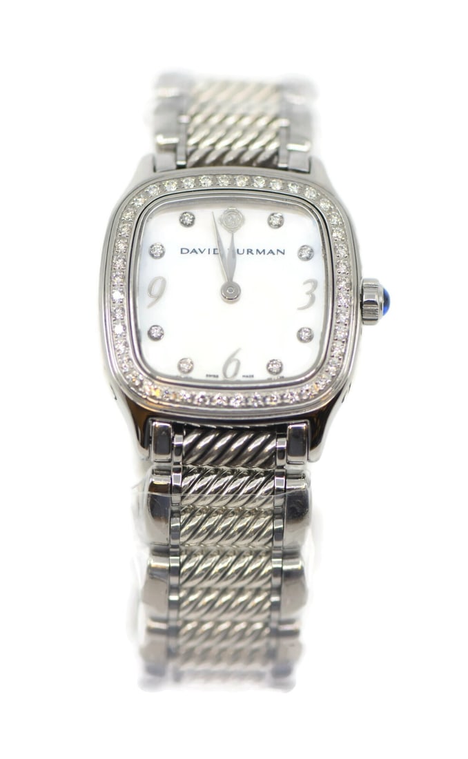 David Yurman Thoroughbred Diamond Watch Quartz Stainless Steel T304: David Yurman Thoroughbred Diamond Watch Quartz Stainless Steel T304 This exquisite David Yurman Thoroughbred watch features a stunning diamond bezel that beautifully complements the lustrous mother of