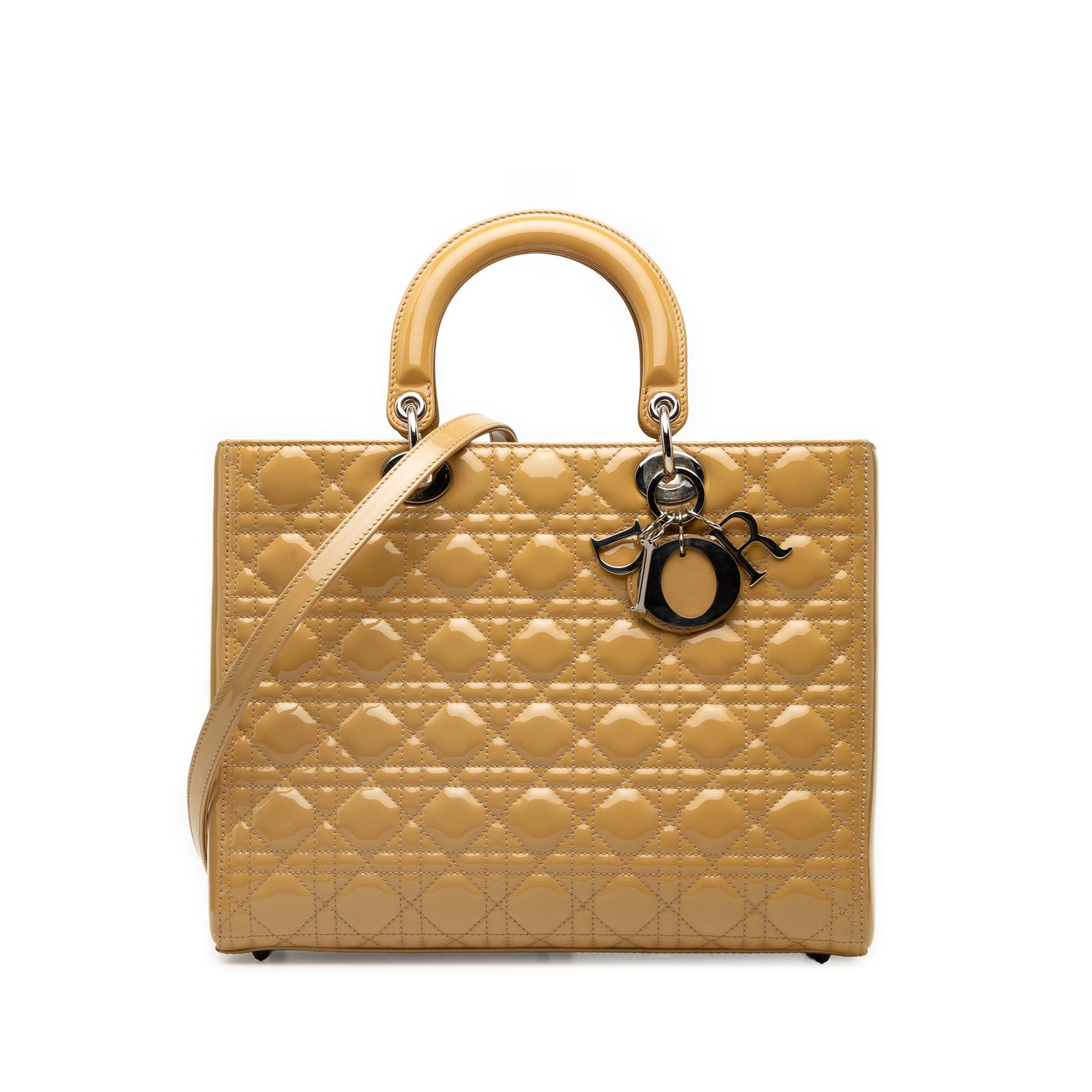 Dior Lady Dior Large Cannage Patent Leather Handbag Beige: Dior Lady Dior Large Cannage Patent Leather Handbag Beige A large Lady Dior bag in beige patent leather, made in Italy. It features flat leather handles, a detachable flat leather strap, a top zip clo