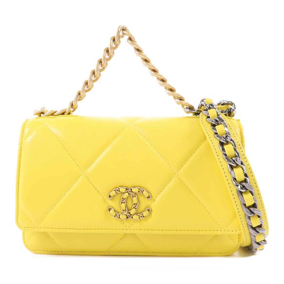 Yellow lambskin wallet on chain shoulder bag CHANEL C19 CC 2 way: Yellow lambskin wallet on chain shoulder bag CHANEL C19 CC 2 way CHANEL CC C19 Wallet On Chain 2 Way Shoulder Bag in yellow lambskin leather. It features a 2-way shoulder bag design with a magnetic po