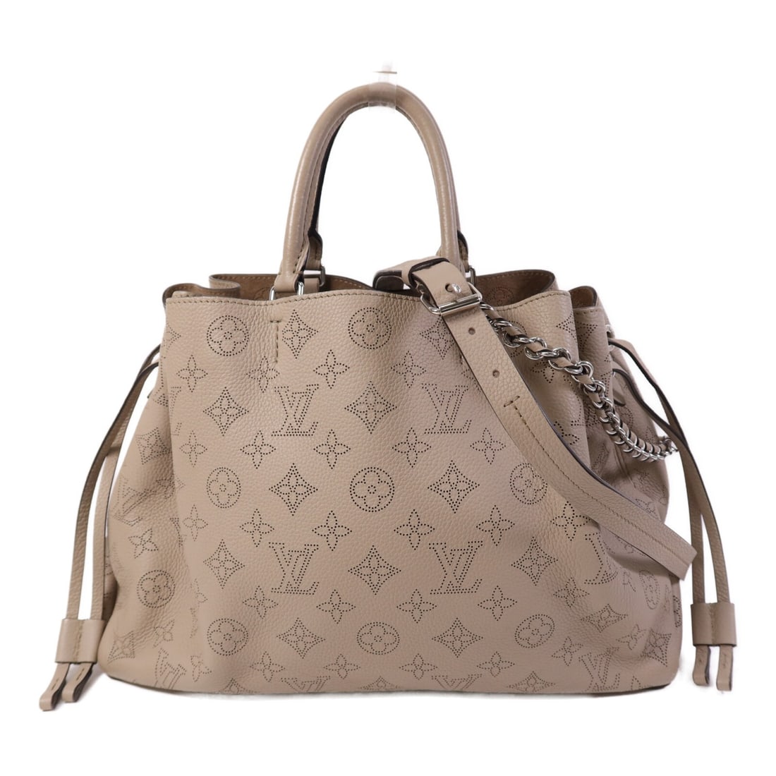 Louis Vuitton Bella Tote M59201 Mahina Gray 2 Way Chain Bag: Louis Vuitton Bella Tote M59201 Mahina Gray 2 Way Chain Bag Louis Vuitton Bella Tote Chain 2 Way Shoulder Bag, model M59201, in Galet x Gray. It is made from Mahina and calfskin (cowhide) and is descr