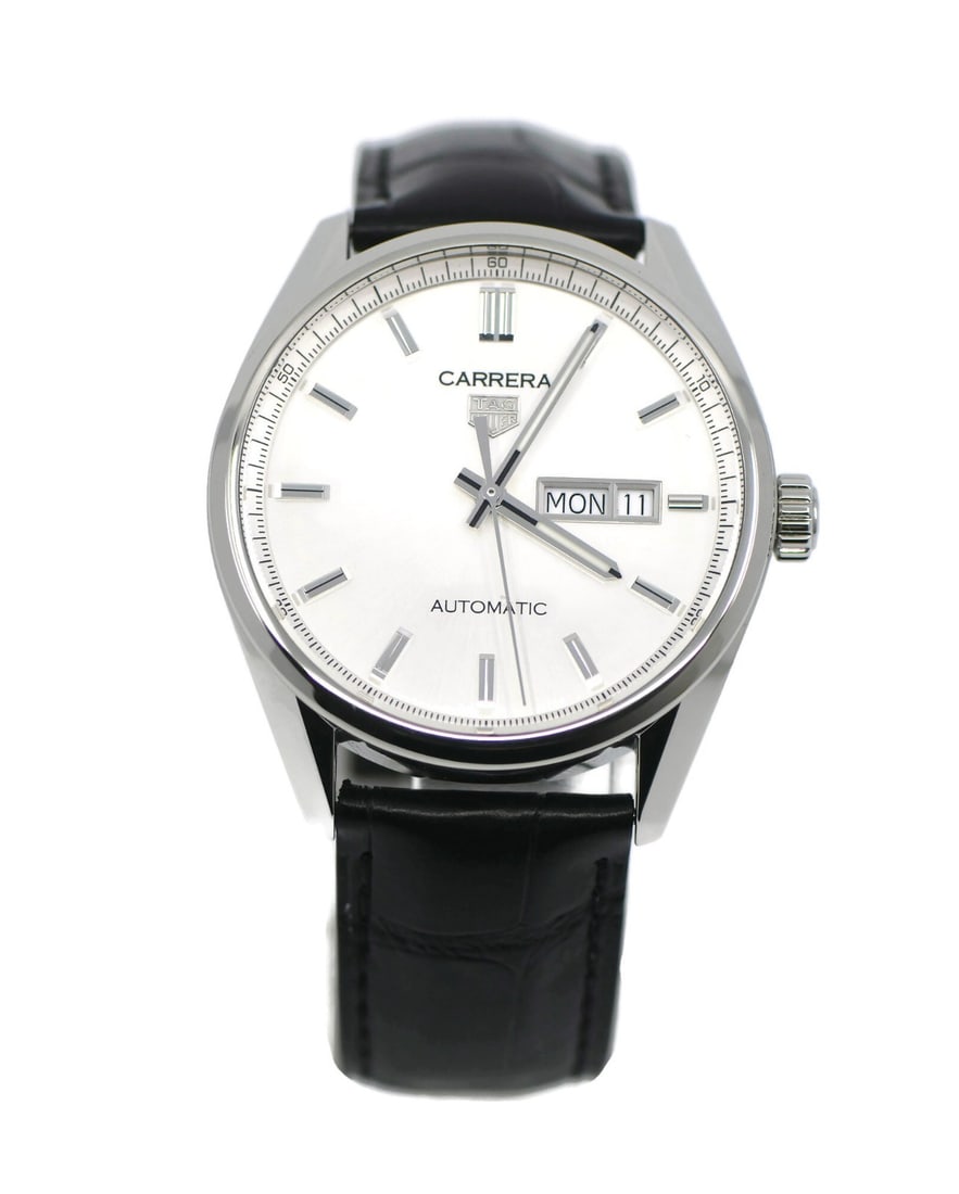 TAG Heuer WBN2011 Carrera automatic stainless steel men's wristwatch: TAG Heuer WBN2011 Carrera automatic stainless steel men's wristwatch Pre-owned TAG Heuer Carrera wristwatch in stainless steel with a silver bezel and silver case. It features an automatic mechanical 
