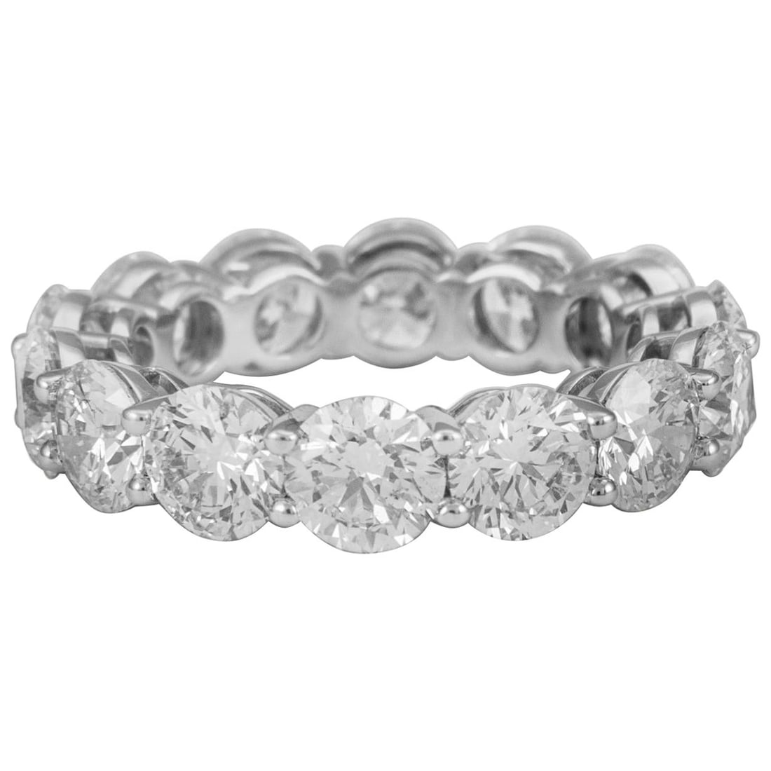 7.16ct Diamond Eternity Band 18k White Gold: 7.16ct Diamond Eternity Band 18k White Gold This stunning Diamond Eternity Band features a total weight of 7.16 carats, showcasing 14 round brilliant diamonds, each approximately 0.51 carats. The band