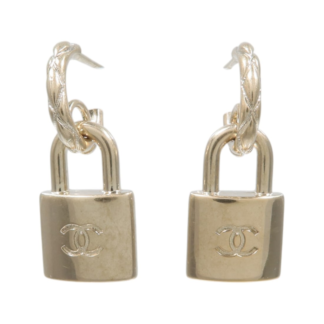 CHANEL B22V CC Metal Earrings Gold Tone with Box: CHANEL B22V CC Metal Earrings Gold Tone with Box CHANEL CC accessories earrings in gold-tone metal. The earrings come with a storage box and are in AB very good condition. Date code B22V is noted in t