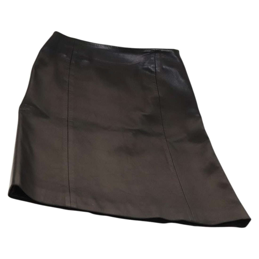 Christian Dior black lamb skin women's skirt made in France: Christian Dior black lamb skin women's skirt made in France Christian Dior women's skirt made from black lamb skin, crafted in France. The item is offered in B condition with reasonable wear and tear,