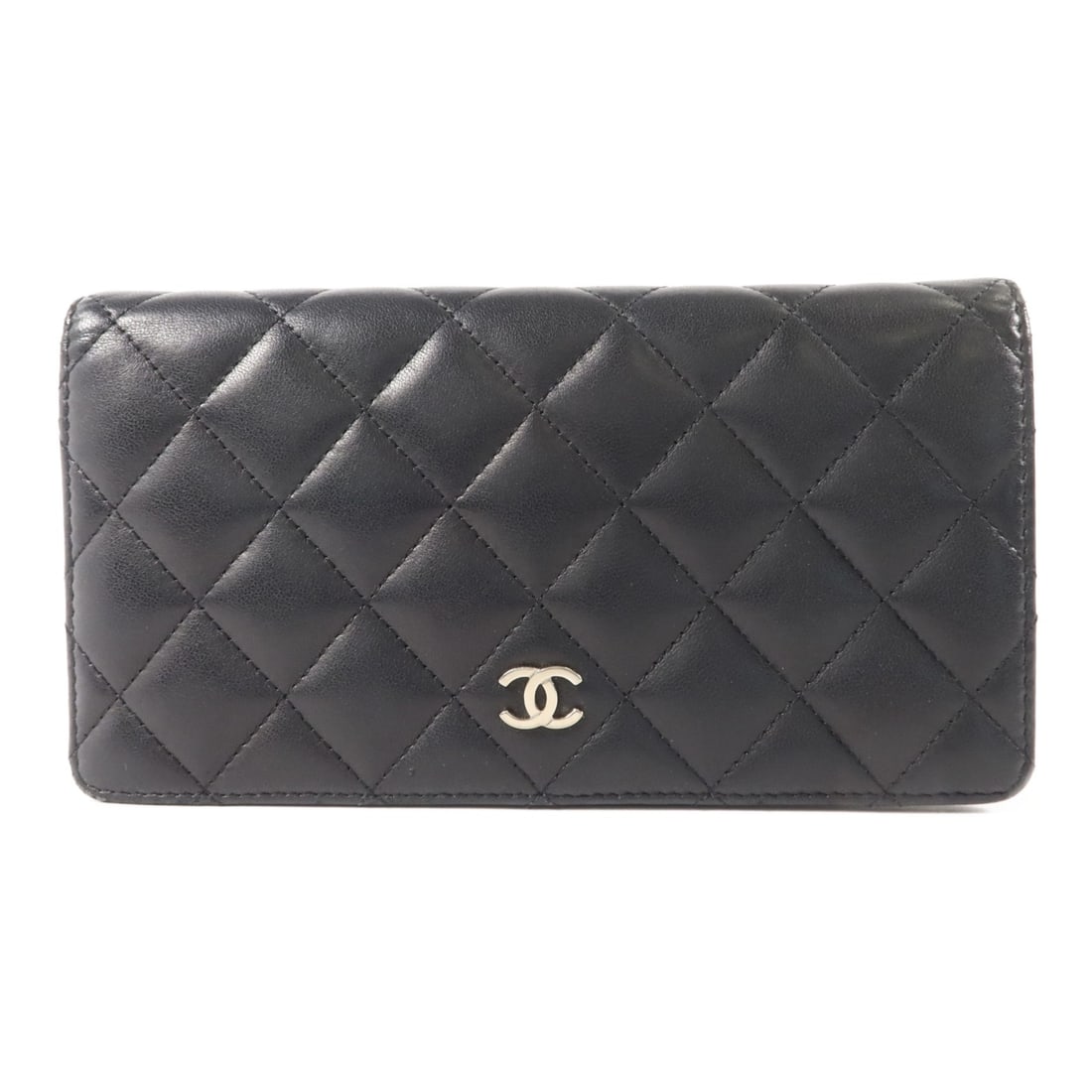 CHANEL CC lambskin bifold wallet black with silver tone hardware