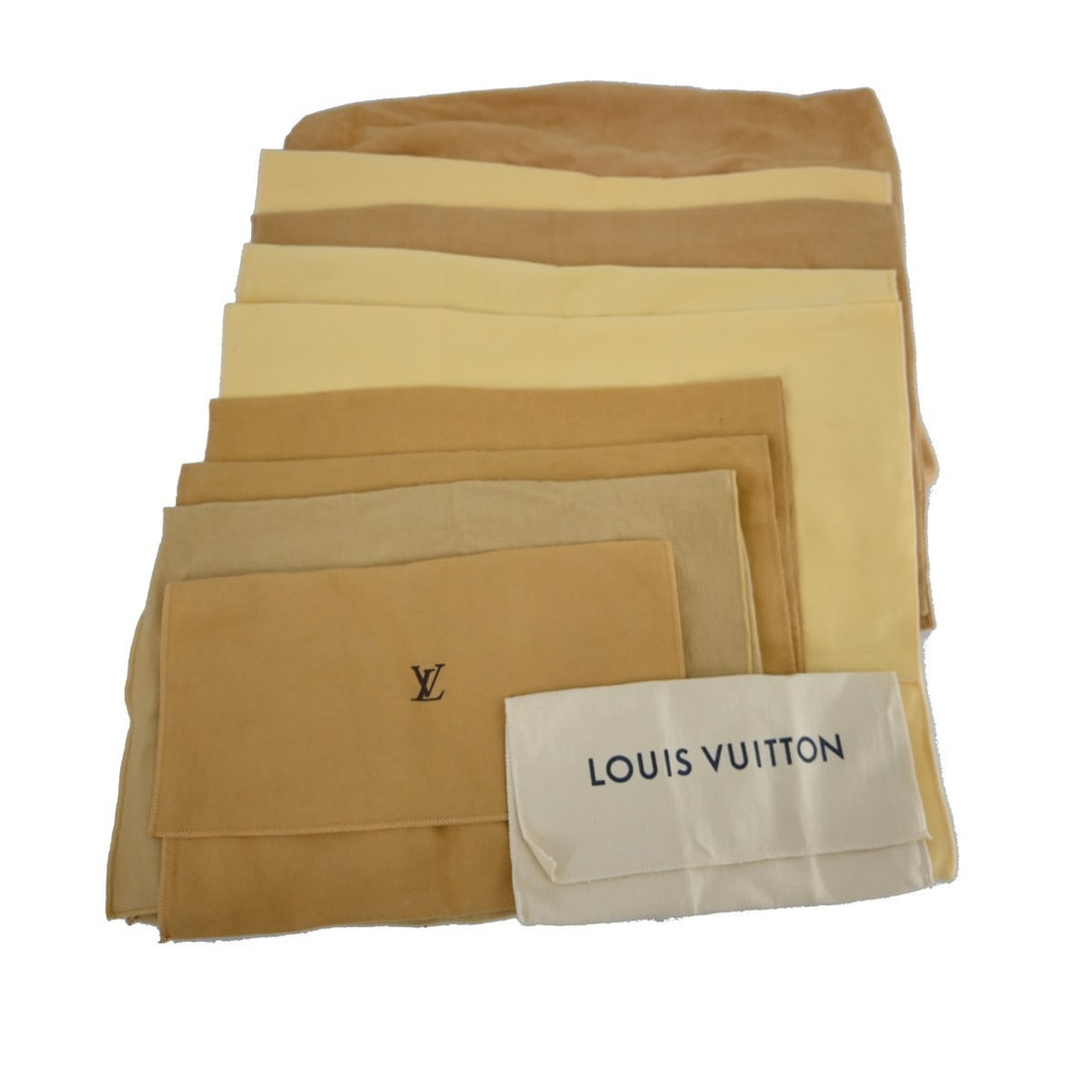Set of 10 Louis Vuitton cotton dust bags brown beige: Set of 10 Louis Vuitton cotton dust bags brown beige Set of 10 Louis Vuitton dust bags in brown and beige 100% cotton. These unisex dustbags show overall signs of use with reasonable wear and tear. Pl