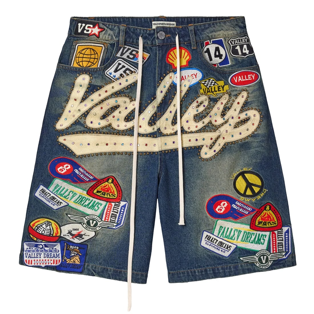 1980s Vintage Vale Mid Blue Cotton Denim Shorts: 1980s Vintage Vale Mid Blue Cotton Denim Shorts These Vale 1980s mid wash denim shorts feature a classic mid-rise fit and a timeless mid-blue wash. Made from durable 100% cotton denim, they offer a st