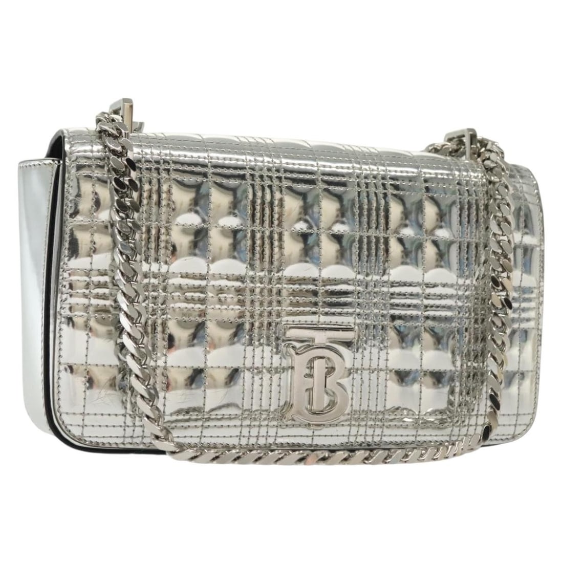 Burberry enamel shoulder bag in silver chain strap Italy: Burberry enamel shoulder bag in silver chain strap Italy Burberry shoulder bag in silver enamel with a chain strap and made in Italy. This women's bag shows reasonable wear and tear consistent with a 