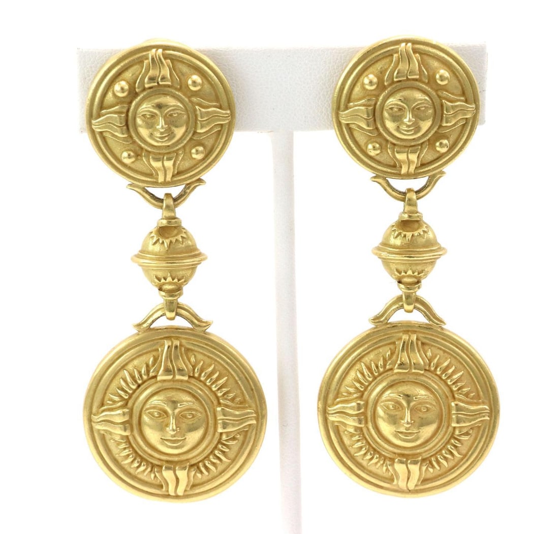 Kieselstein Cord 18k Yellow Gold Sun Face Clip-On Dangle Earrings: Kieselstein Cord 18k Yellow Gold Sun Face Clip-On Dangle Earrings Elevate your accessory collection with this stunning pair of authentic Kieselstein Cord earrings. Crafted from luxurious 18k yellow go