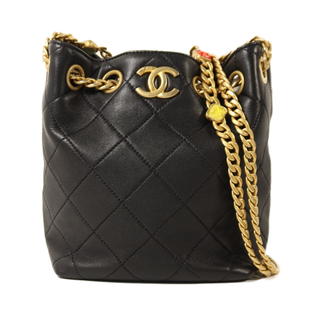 CHANEL CC Shoulder Bag Black Calfskin Leather Gold Tone Chain: CHANEL CC Shoulder Bag Black Calfskin Leather Gold Tone Chain A CHANEL women's shoulder bag in black calfskin (cowhide) leather with a chain shoulder strap and CC detail. It features a magnetic pocket