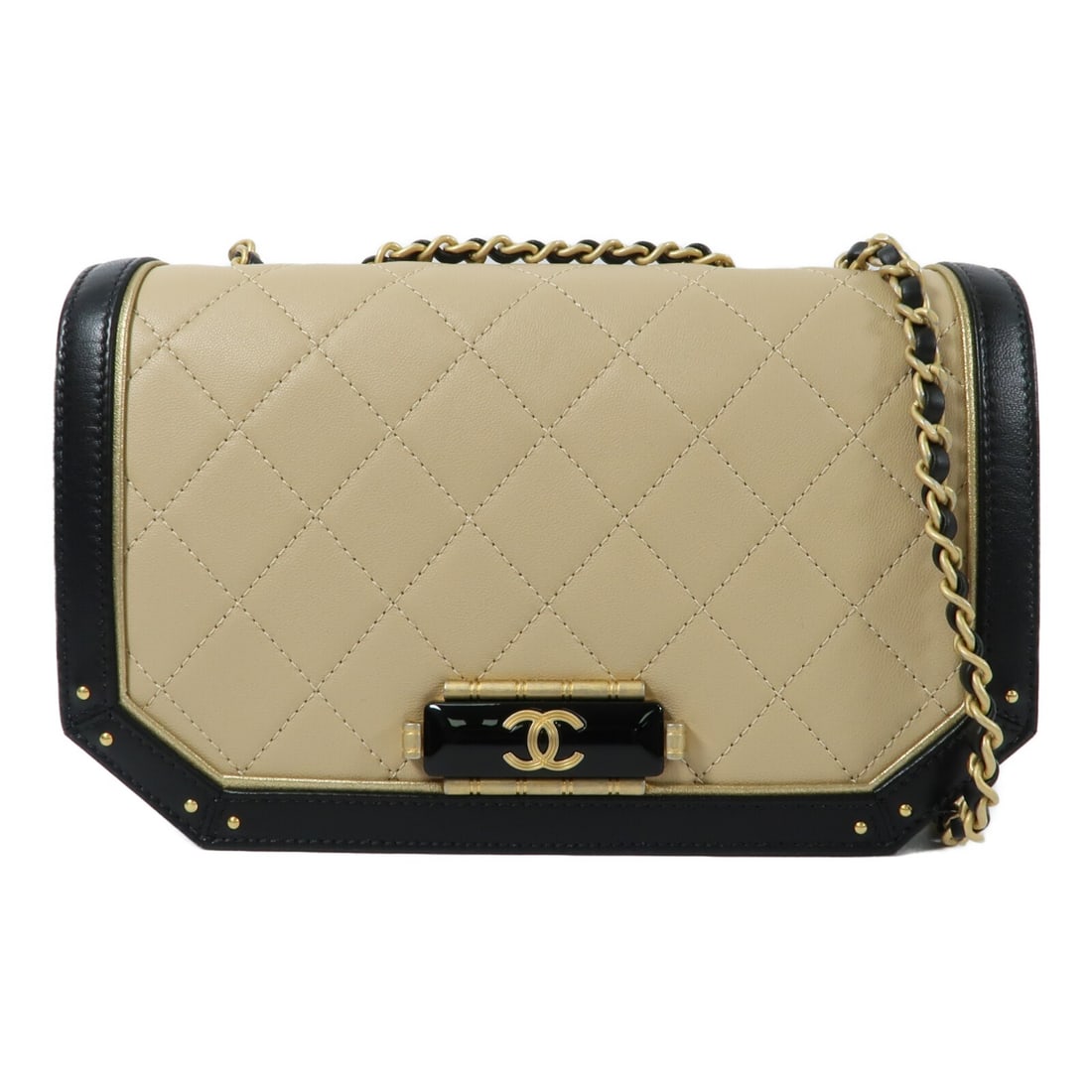 CHANEL CC Lambskin Shoulder Bag Beige Chain Strap: CHANEL CC Lambskin Shoulder Bag Beige Chain Strap CHANEL CC GHW chain shoulder bag in beige lambskin (sheep leather). This women's regular-size shoulder bag features a flap closure, one inside zip poc