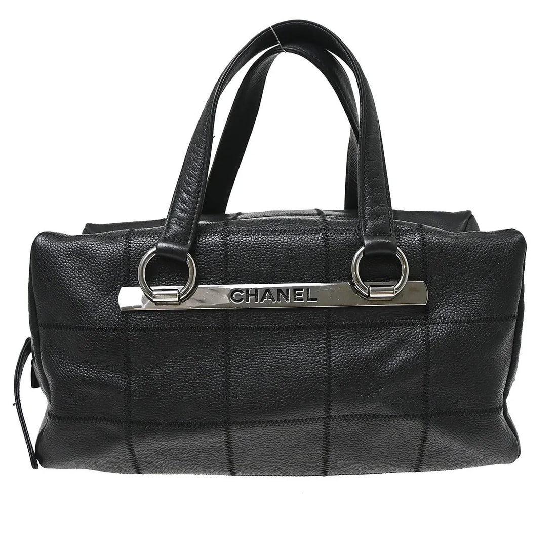 Chanel Square Stitch CC Boston Black Leather Handbag: Chanel Square Stitch CC Boston Black Leather Handbag Chanel Square Stitch CC Boston bag in black leather with a quilted caviar finish. Made in Italy, this female model measures 29 cm x 15 cm x 13 cm a
