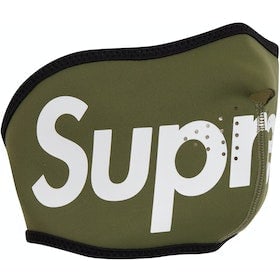 Supreme Dark Olive Windstopper Facemask: Supreme Dark Olive Windstopper Facemask This is an authentic Supreme Windstopper facemask in dark olive. The item is in un-used and unworn condition, offering both style and functionality. Specificati