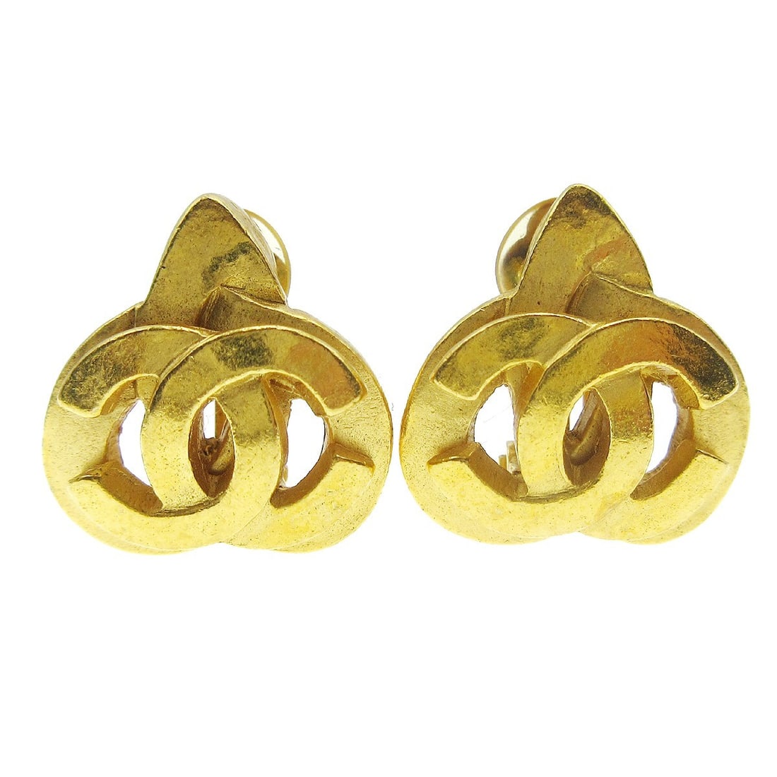 Chanel 97P Gold Plated Heart Clip On Button Earrings: Chanel 97P Gold Plated Heart Clip On Button Earrings Chanel clip-on earrings with a heart motif and CC logos in a gold-plated finish. Made in France, this pair is styled in a button design and include