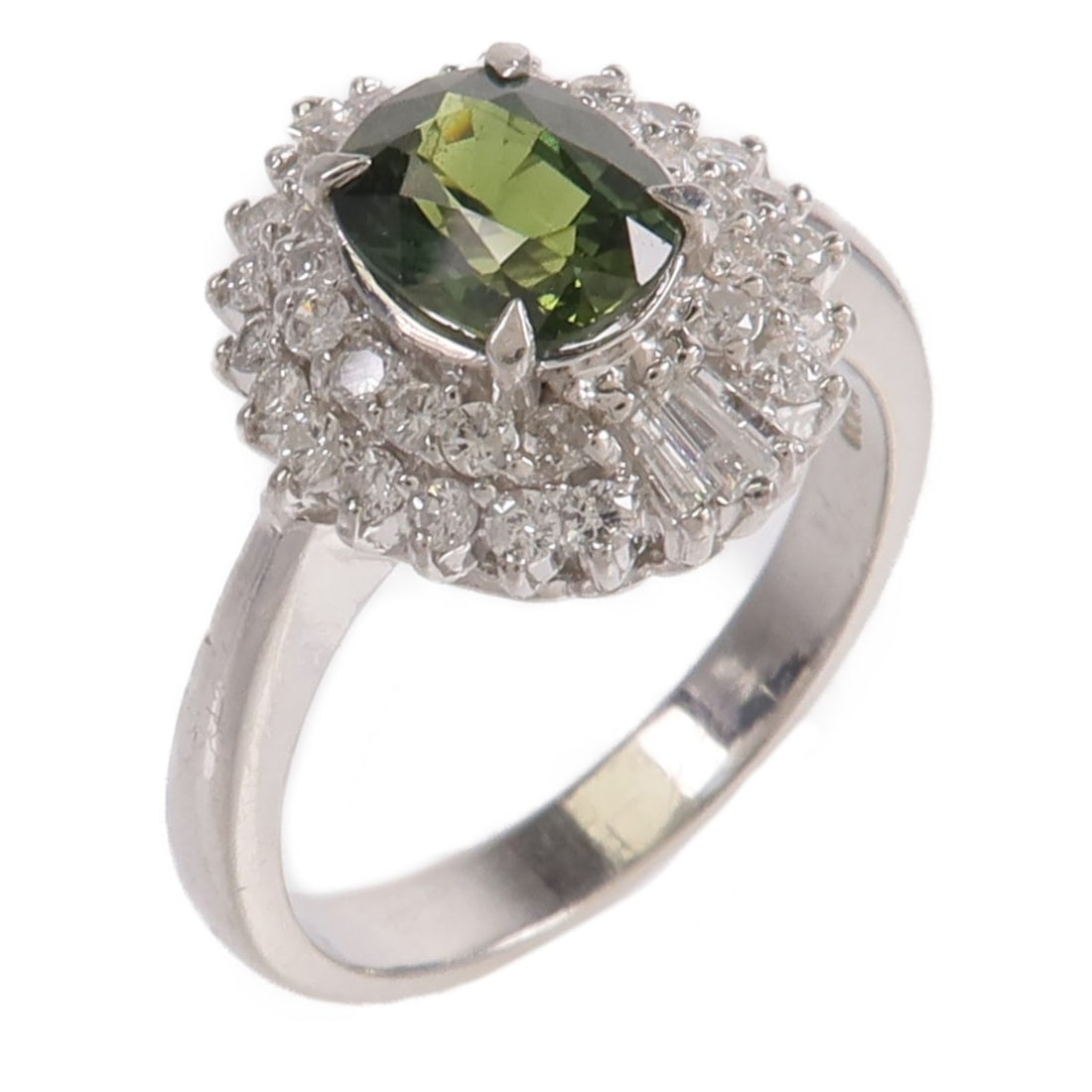 Pt900 Platinum Ring with 1.25ct Sapphire and 0.46ct Diamond Size 6: Pt900 Platinum Ring with 1.25ct Sapphire and 0.46ct Diamond Size 6 A sapphire and diamond ring crafted in PT900 platinum, presented in US size 6. The ring features a motif measuring 13 mm x 15 mm and 