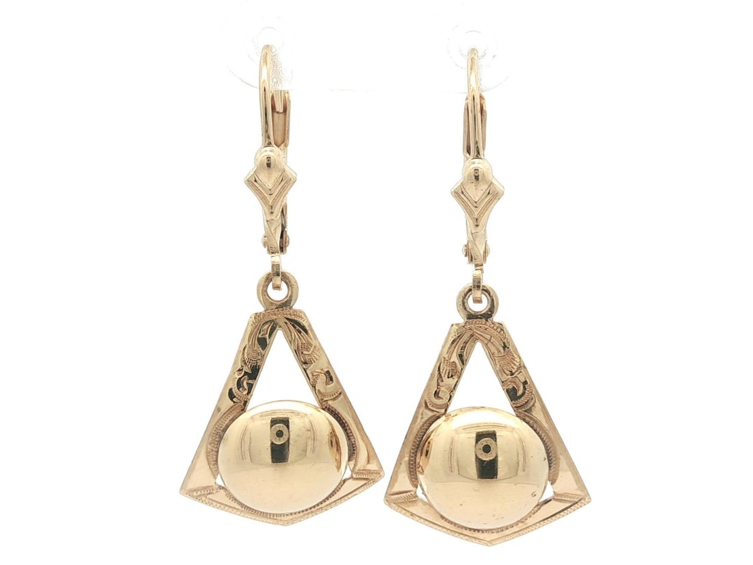Vintage Victorian Revival 14k Yellow Gold Dangle Drop Earrings: Vintage Victorian Revival 14k Yellow Gold Dangle Drop Earrings These exquisite Vintage Victorian Revival Dangle Drop Earrings showcase a captivating rectangular design with a flared, engraved finish, 