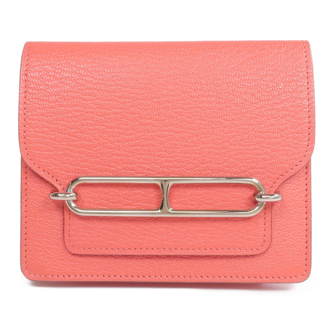 Hermes Roulis Slim Bi Fold Wallet Chevre Goatskin Rose Texas: Hermes Roulis Slim Bi Fold Wallet Chevre Goatskin Rose Texas Hermes Roulis Slim bi-fold wallet in Chevre goatskin leather, presented in Rose Texas with red accents. This women's wallet features a flap