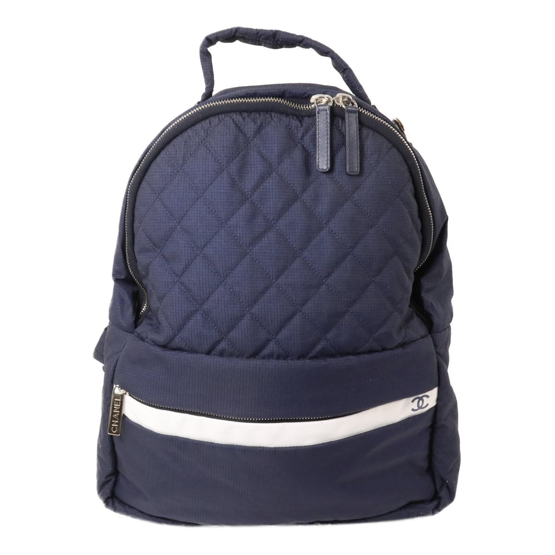 CHANEL A92809 CC Rucksack Backpack Nylon Calfskin Navy White: CHANEL A92809 CC Rucksack Backpack Nylon Calfskin Navy White This CHANEL rucksack backpack is crafted in nylon and calfskin (cowhide) with a navy and white color combination. It features a regular wom