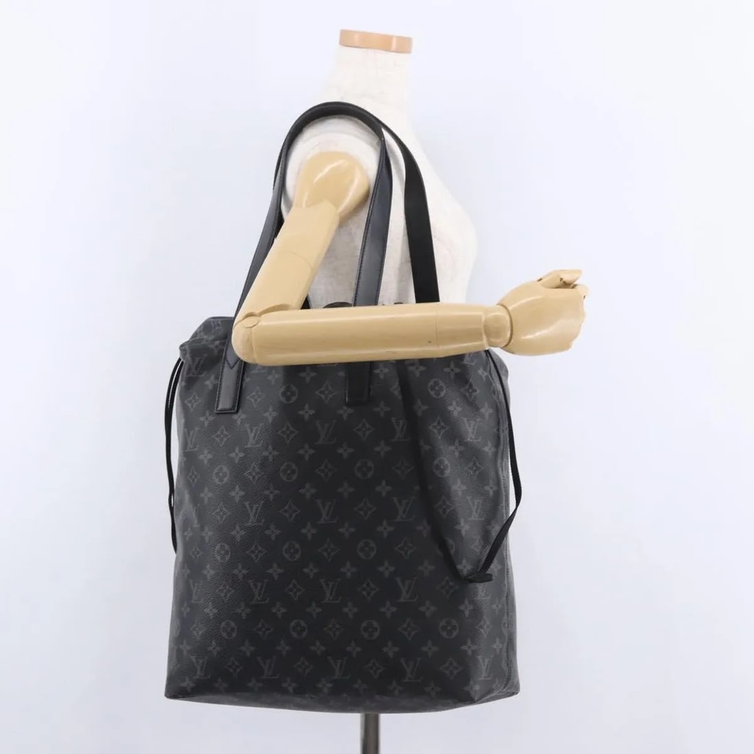 Louis Vuitton Cabas Light Drawstring Monogram Eclipse Canvas Bag - 14