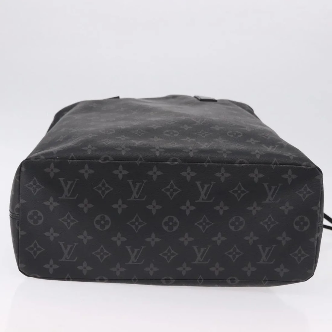 Louis Vuitton Cabas Light Drawstring Monogram Eclipse Canvas Bag - 16