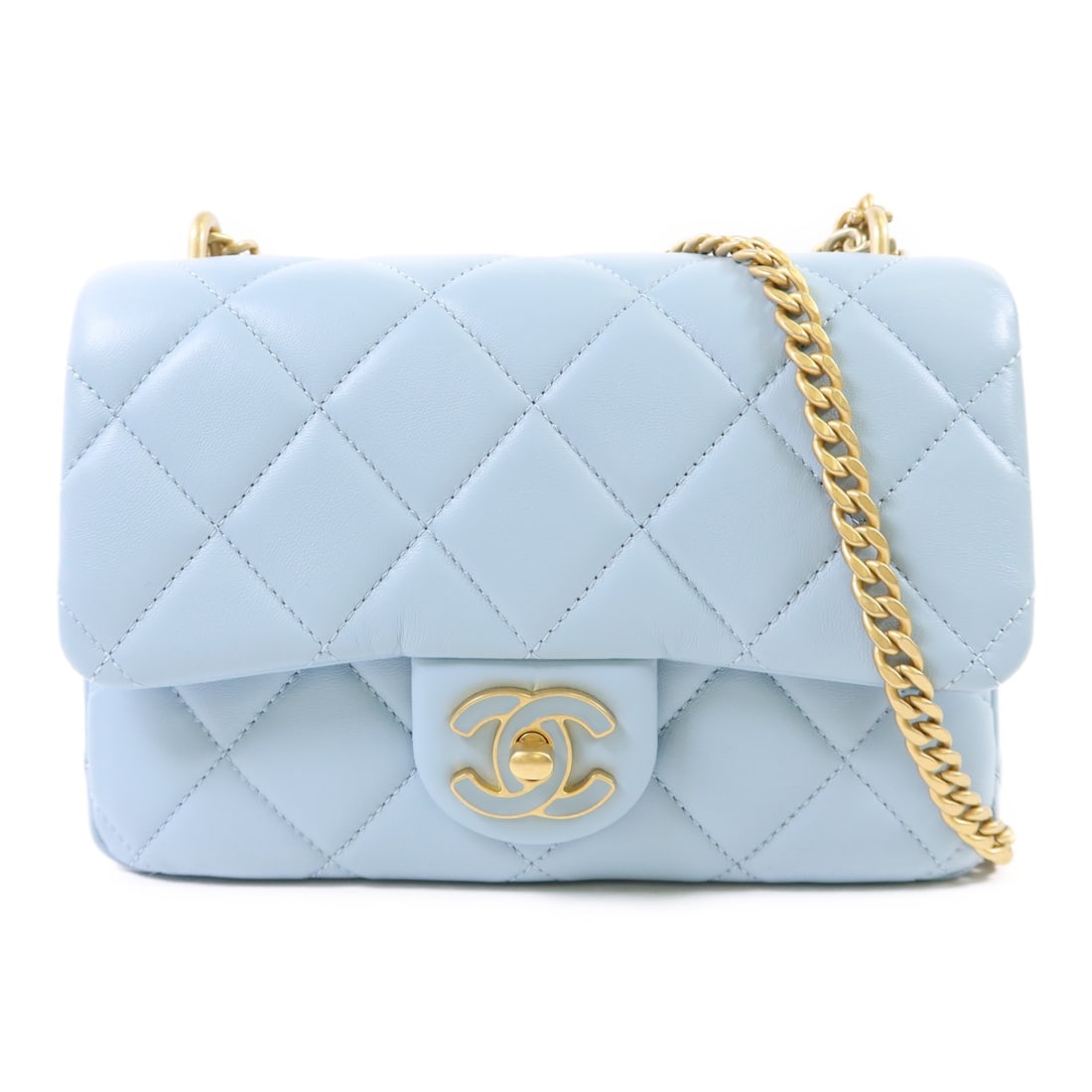 CHANEL AS3114 CC Chain Shoulder Bag Blue Lambskin GHW: CHANEL AS3114 CC Chain Shoulder Bag Blue Lambskin GHW CHANEL CC GHW Chain Shoulder Bag AS3114 in blue lambskin (sheep leather) with a chain shoulder design. It features a turn lock closure, one outsid