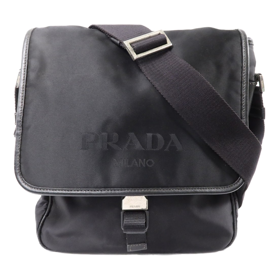 Prada 2VD770 Black Nylon Shoulder Bag with Storage Bag: Prada 2VD770 Black Nylon Shoulder Bag with Storage Bag PRADA SHW Shoulder Bag 2VD770 in black nylon. This shoulder bag features a practical design with multiple zip pockets and comes with storage bags
